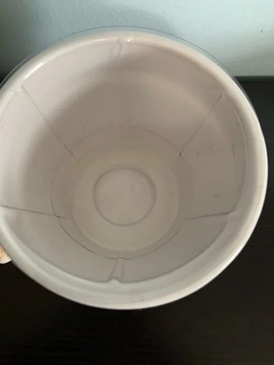 Peter Rabbit Planter - Picture 6 of 8